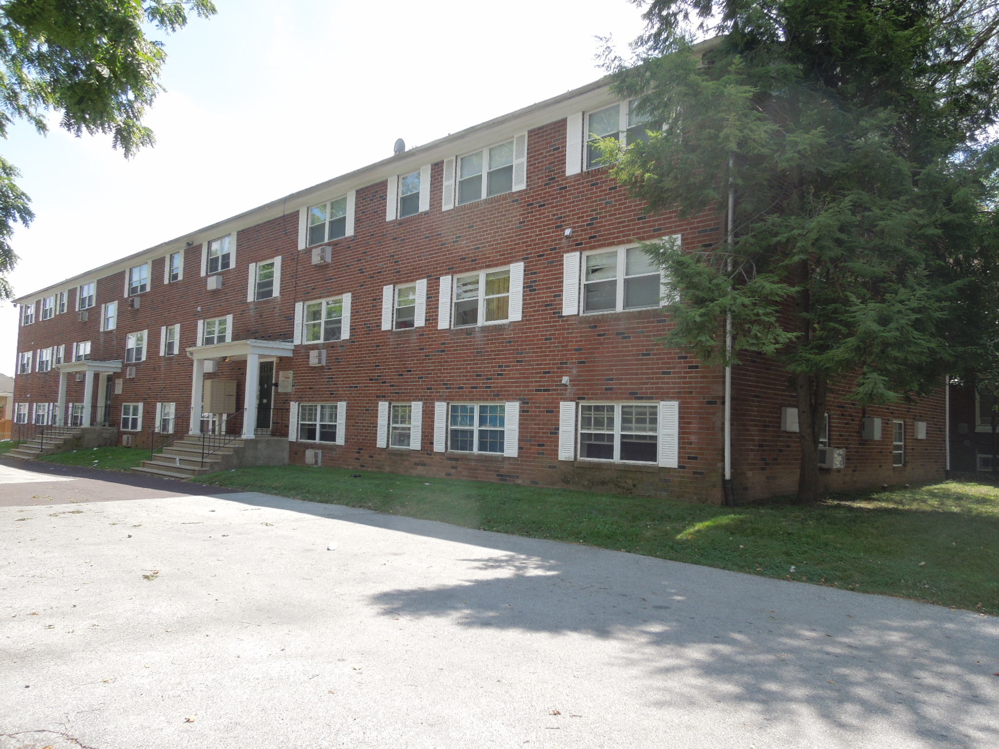 NORRISTOWN 2BR APT - Rittenhouse Property Management